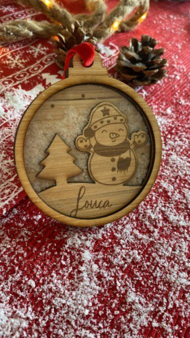 Boule de noël neigé 